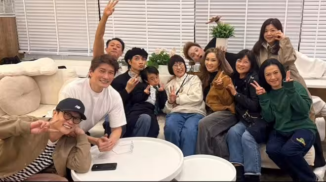 古巨基出席TVB同學聚會！香港女星罕見現身！曾與周星馳李連杰合作就是不紅