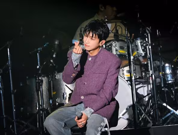 2PM佑榮來台寵粉走遍會場各角落　哽咽謝粉絲：沒你們就沒意義