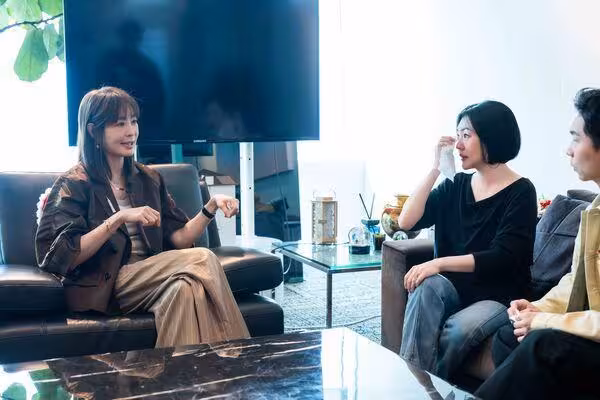 賈永婕情義送別大S!小S淚崩憶低潮「閉門不出」 她暖心陪伴助走出傷痛