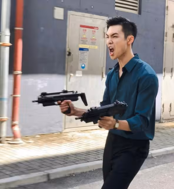 TVB上位男星證實已離巢!身高187cm曾當時裝模特!直言感謝公司理解!