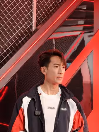 46歲吳尊「零修圖凍齡狀態」帥到上熱搜！12歲Max暴風抽高近況曝光