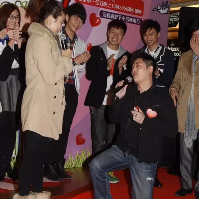 TVB前女星宣布結束14年婚姻！遭網民嘲「你是哪位」！爆粗反擊：別在我這留言