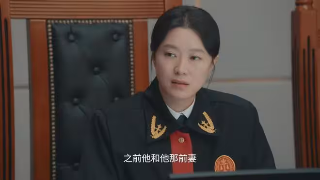《家事法庭》舒婷因為女兒救下小籠包，才懂沈謝秩為啥會接受秦睿