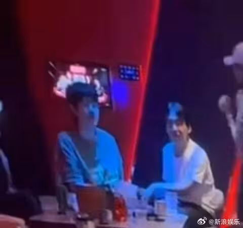 劉昊然爆「違規出入陪酒KTV」! 同席男星急滅火:是私人聚會