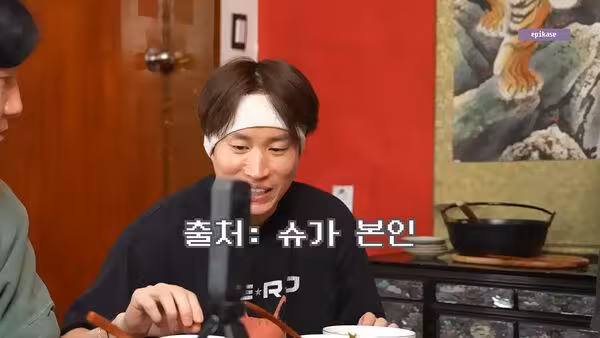 爸爸認識BTS!她寫學校作業跑去問Suga本人 老師看到合照秒膜拜