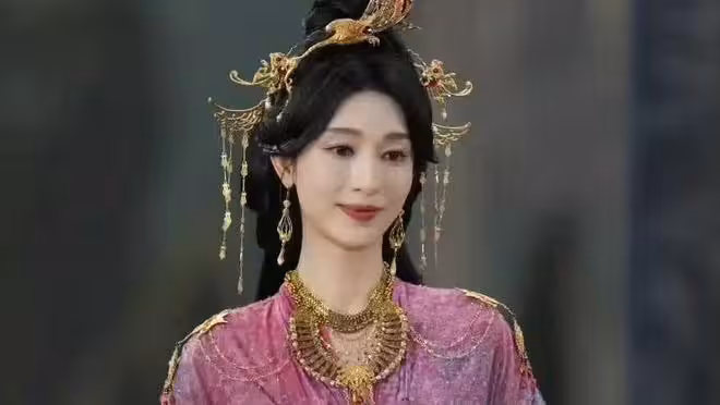 古偶劇《白日提燈》開播，迪麗熱巴 陳飛宇主演，兩大看點值得期待