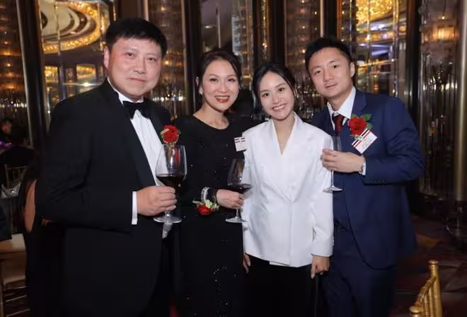 恭喜！港姐議員與香港富三代正式結婚！疑似有孕！男方曾豪言娶妻不生有何用