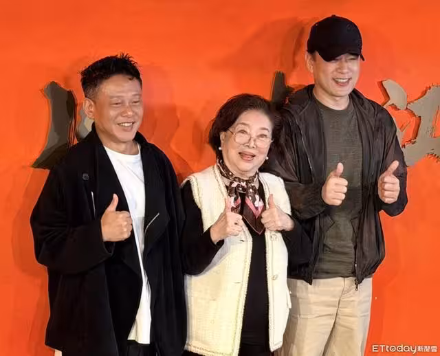 51歲王耀慶久違返台！素顏露面拍片「自砍酬勞」發聲：便宜又好用