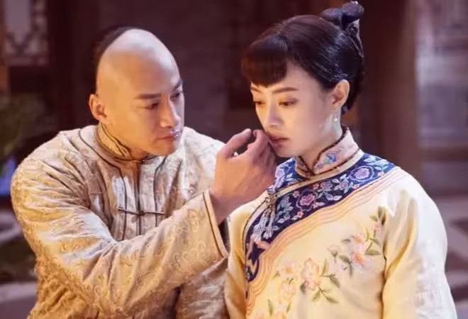 出道23年爆了10部劇，43歲孫儷太敢演，和吳慷仁親密戲尺度有點大