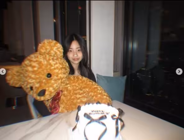 許老三慶生14歲!絕美五官「神複製小S」震撼1.4萬人 親媽回覆超幽默