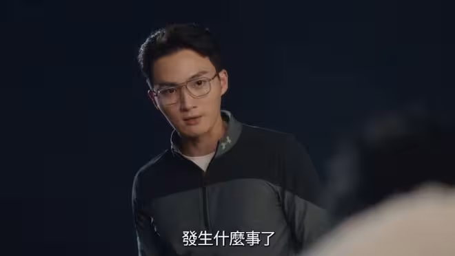 TVB小生收起嬉皮笑臉，改演野心裁判官！網友大讚有新鮮感！視後佘詩曼評價高！
