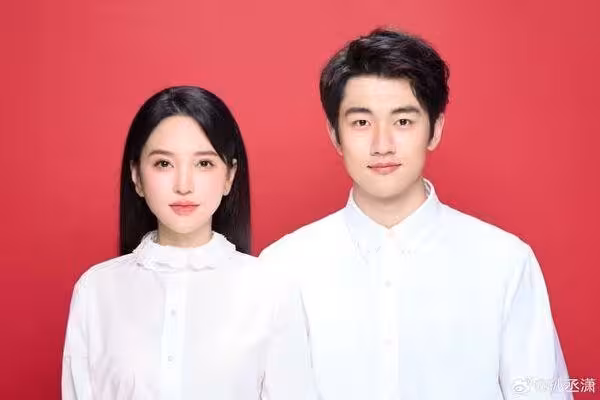 快訊/43歲金莎官宣結婚! 認愛小17歲男星3年修正果…甜蜜領證
