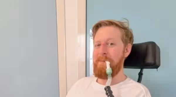 力抗漸凍症3年！《權力遊戲》35歲麥可離世　遺孀慟喊：心碎至極