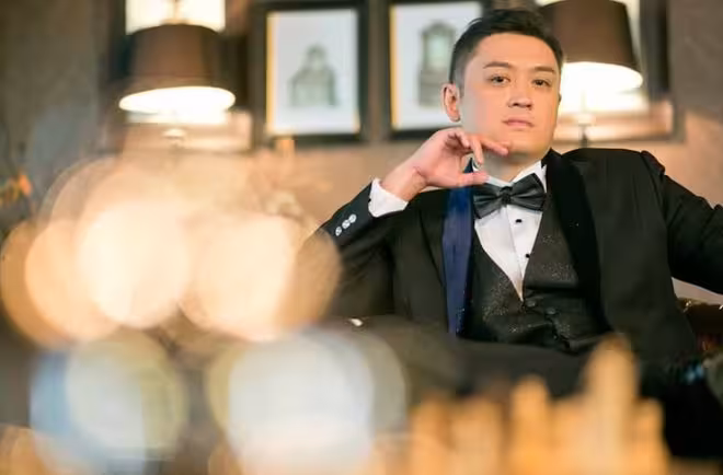前港姐被前男友一家指控拜金！如今真相曝光，網友直呼要為她平凡！