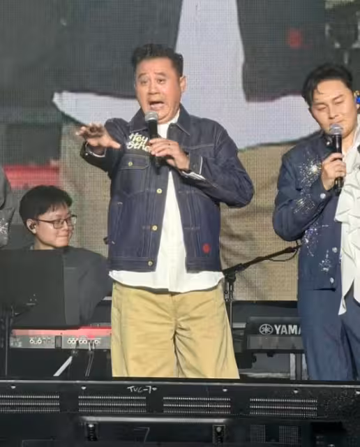 馬國明與蕭正楠、曹永廉佛山開唱!湯洛雯與父親坐第一排力挺!高海寧驚喜擔任嘉賓