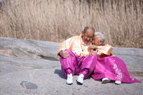 將與爺爺重逢！　《我的愛，別渡過那條河》102歲奶奶離世
