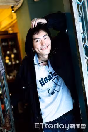 獨/李沐合作神級韓團Nell!MV身旁是他 起底「寶石級新星」閔珹埴