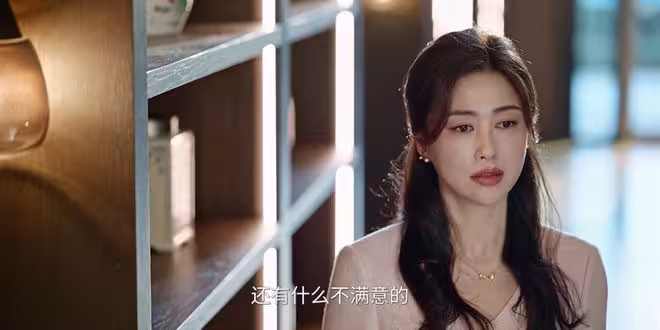 鍾漢良朱珠新劇《蜜語紀》開播，又名《霸總愛上離婚當保潔得我》