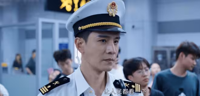 前有《蜜語紀》後有《金關》，經超雙劇開播，難怪劉嘉玲為他爆燈