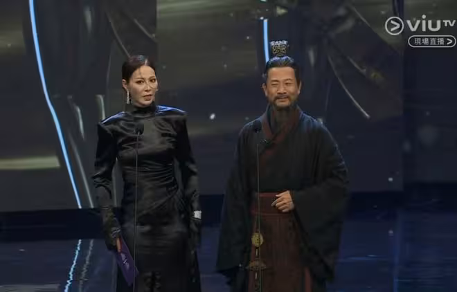 恭喜！36歲女星擊敗章子怡陳法拉馬麗獲金像獎影后！梁家輝第五次奪影帝！