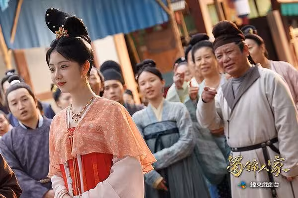 夢回《錦衣之下》今夏!譚松韻再鑽狗洞 35歲「只用嬰兒油保養」