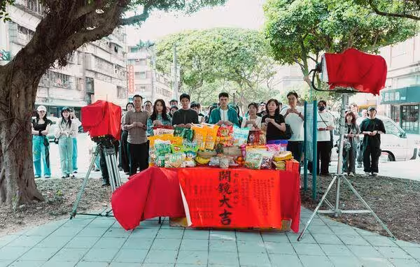 《必娶女人》CP合體了！邱澤、柯佳嬿「搬進凶宅」一家三口陷險境