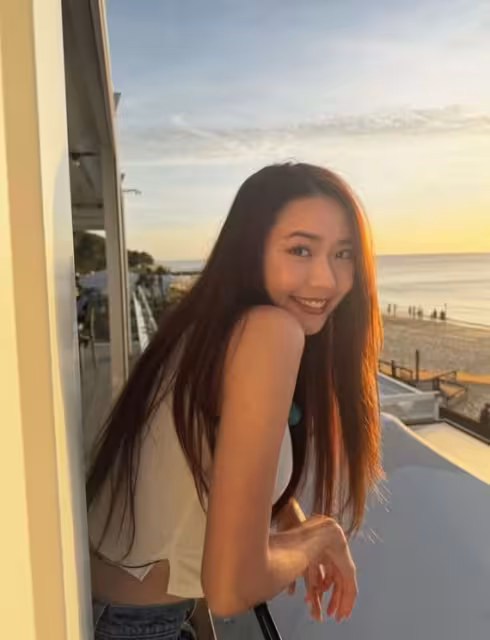 TVB女星自爆被某女藝人造謠她被包養，憤怒衝到對方片場門口對質！直呼傷害非常大