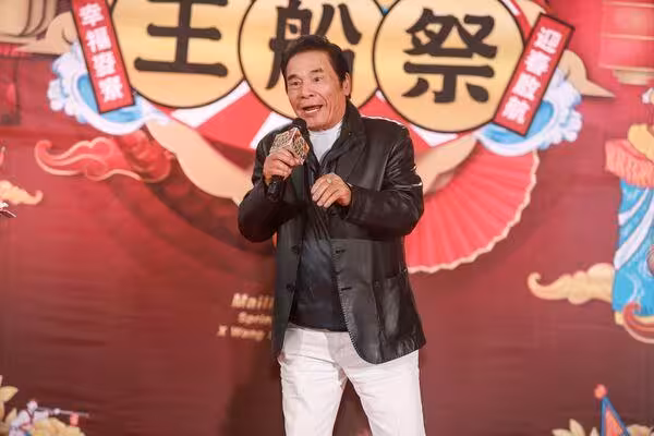 78歲雷洪被醫警告「恐坐輪椅」緊急開刀！　脊椎壓迫術後現況曝光