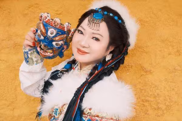 白冰冰圓夢挑戰極限　登布達拉宮感動落淚