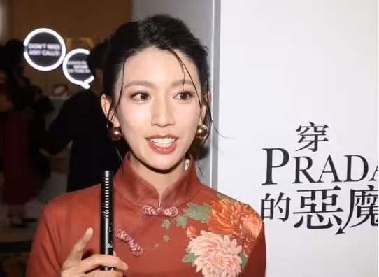 TVB前花旦蔡思貝演戲被周星馳批評？高情商回應！直呼特別開心！