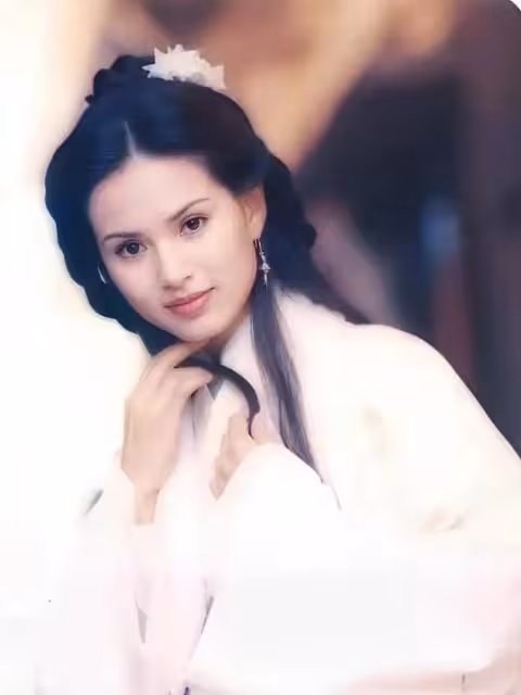 60歲穿旗袍被誤認40歲，曾為愛隱退10年，李若彤憑啥活成凍齡女神