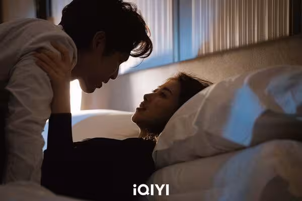 戲劇女神熱戀鍾漢良…火熱親熱戲瘋傳!對比「前任渣夫罹癌」網贊翻