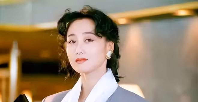 向太談「李連杰拋妻論」，誇他好男人，凈身出戶真能洗清虧欠嗎？