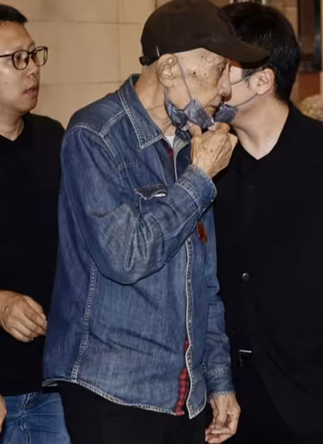 TVB老戲骨怒爆被長子夫婦掏空200萬！宣布財產後事全交給小兒！公開為小兒媳平反