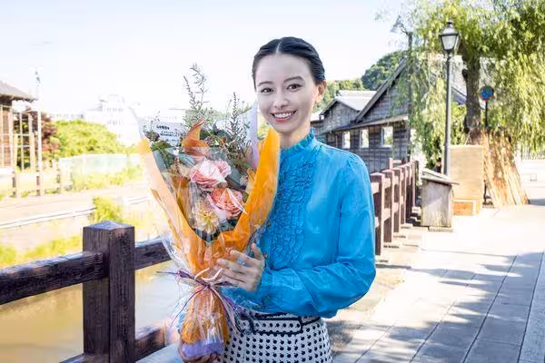 演完黑馬劇懷孕了!山本舞香甜曬「嬰兒鞋舉向天空」老公是星二代