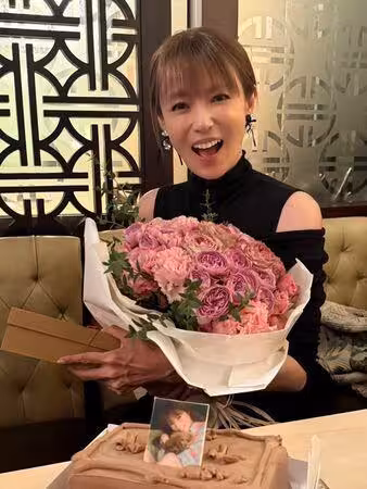 深田恭子慶出道30周年　「歷任經紀人全到」曬碰拳照：同甘共苦