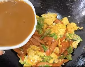 尖椒火腿炒雞蛋