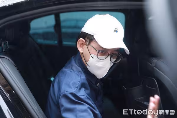黃子佼免關!吹哨者黑底白字「法律保護壞人」:說不害怕是騙人的