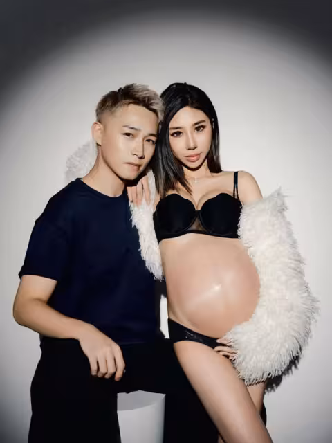 TVB小生大曬富家太太黑色蕾絲孕照！盡顯嫵媚性感！男方貴州出生曾做過服務員搬運工
