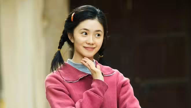張藝謀監製的《主角》今晚開播，張嘉益劉浩存主演，能成劇王嗎？