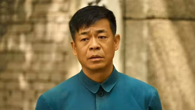 張藝謀監製的《主角》今晚開播，張嘉益劉浩存主演，能成劇王嗎？