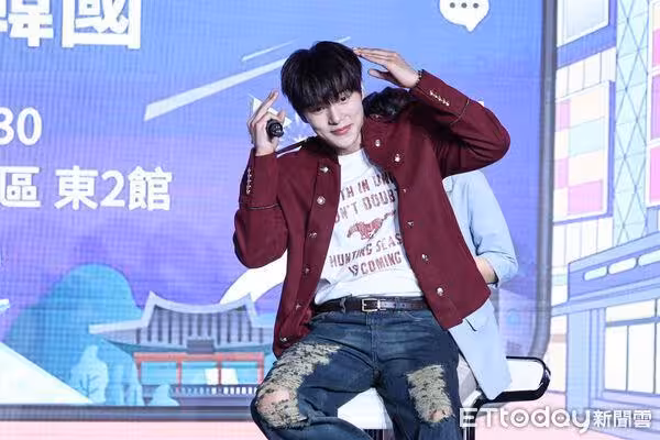直擊／MONSTA X玟赫狂練下半身！寵粉展現成果　百人飆熱情尖叫聲