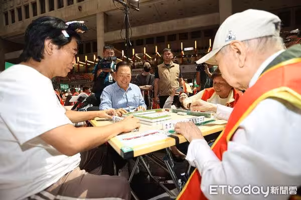 吳宗憲憂溫嵐敗血症住ICU！　揭她近況「腎臟也出問題」家族群組集氣
