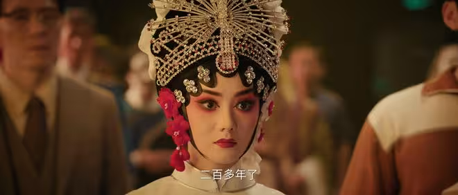 《主角》給龔麗麗當替身，易青娥的忍讓，是對苟師最大的侮辱