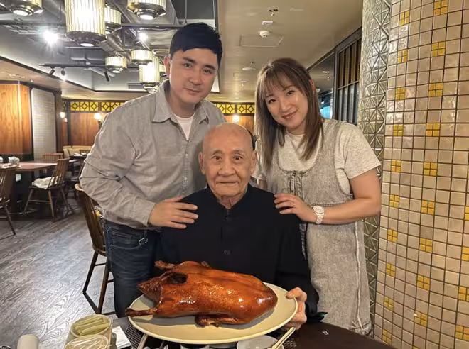 81歲TVB男星近照曝光！臉頰凹陷消瘦蒼老！早前被長子氣到吃不下飯