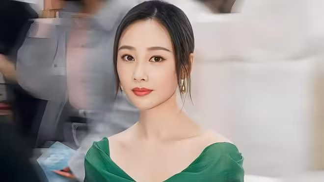 《歡迎回我的頻道》開播，萬茜 李純主演，能成職場劇黑馬嗎？