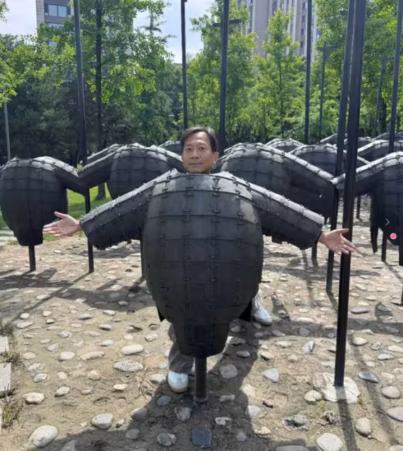 TVB男星拍完《尋秦記》後首游西安！看到兵馬俑後激動，驚嘆祖國歷史！