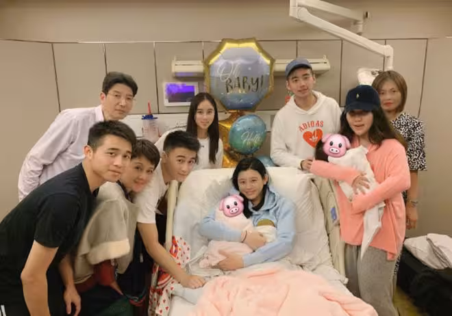 何猷君奚夢瑤法國舉行婚禮！大曬與子女合照！谷愛凌驚喜到場大讚「最美新娘」！