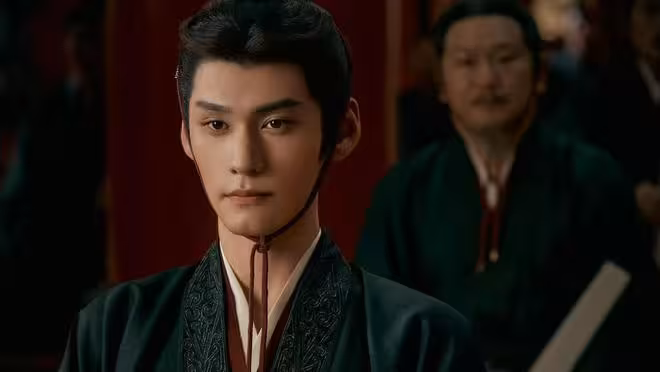 女性權謀劇《翹楚》開播，陳都靈周翊然主演，能成古裝劇黑馬嗎？