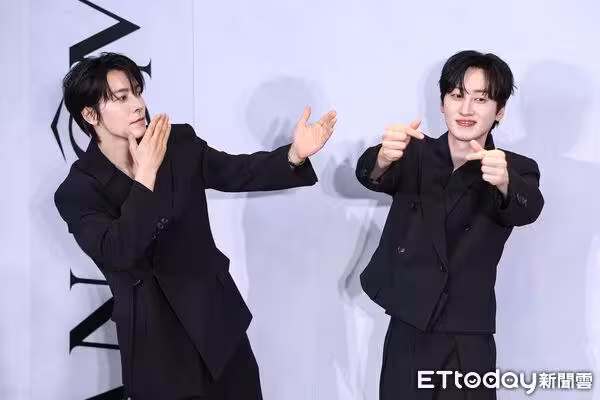 直擊／SJ D＆E癱瘓新光三越1樓！「裡面沒穿情侶裝」掀千人暴動